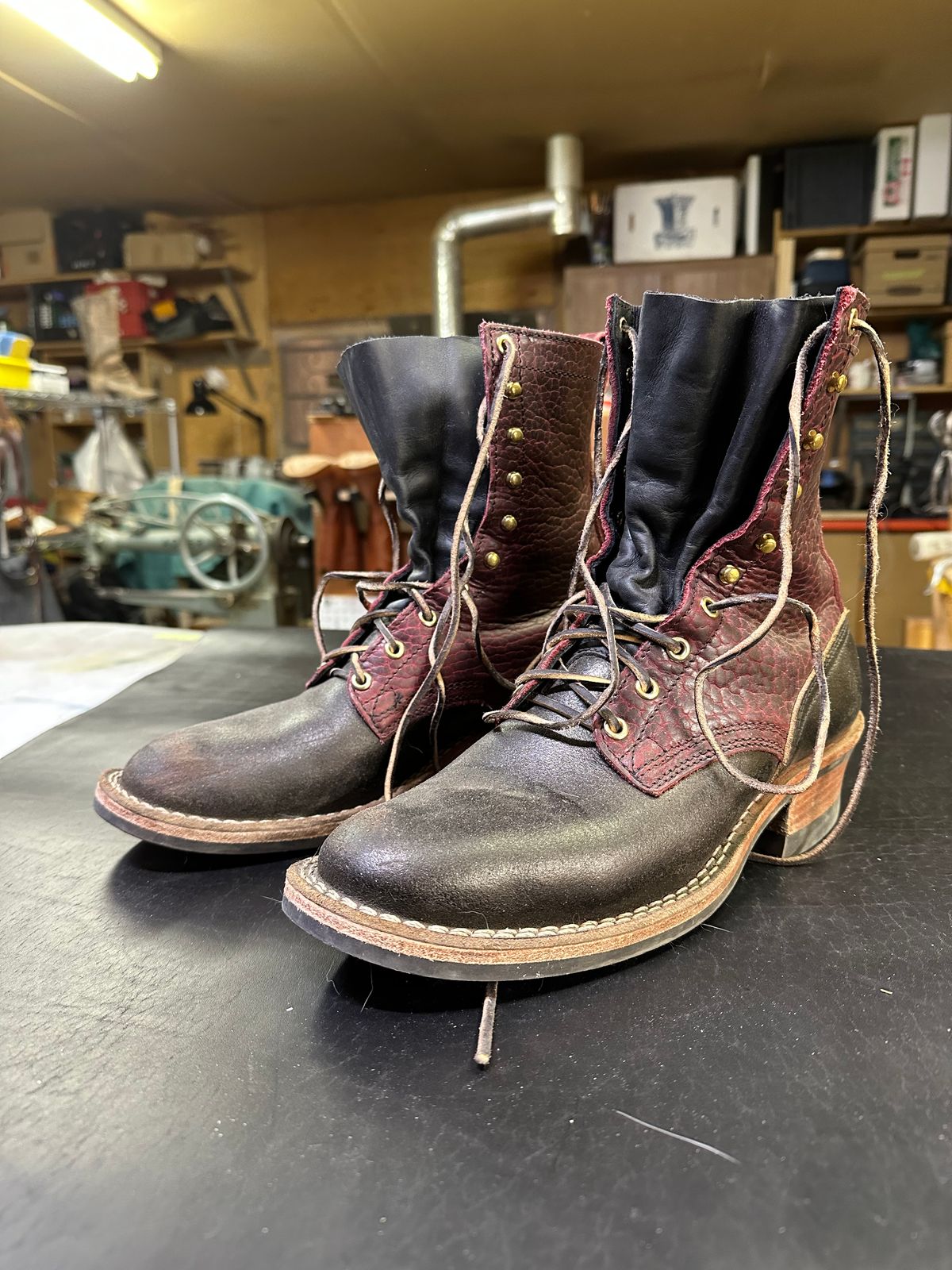 Photo by wintz.boots on November 6, 2025 of the Nicks BuilderPro in Law Tanning Oxblood Smooth Shruken Bison & Horween Brown Waxed Flesh.