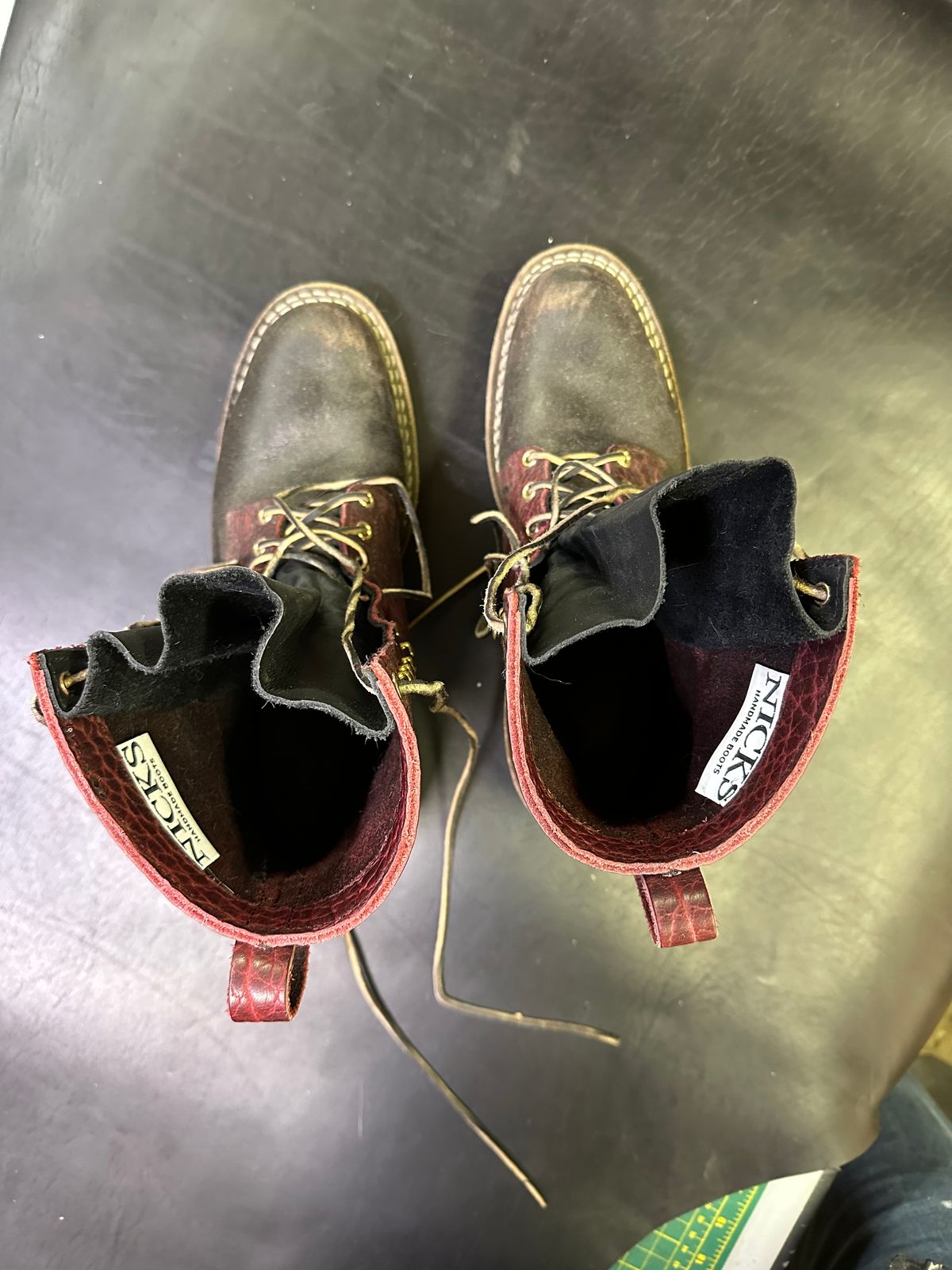 Photo by wintz.boots on November 6, 2025 of the Nicks BuilderPro in Law Tanning Oxblood Smooth Shruken Bison & Horween Brown Waxed Flesh.