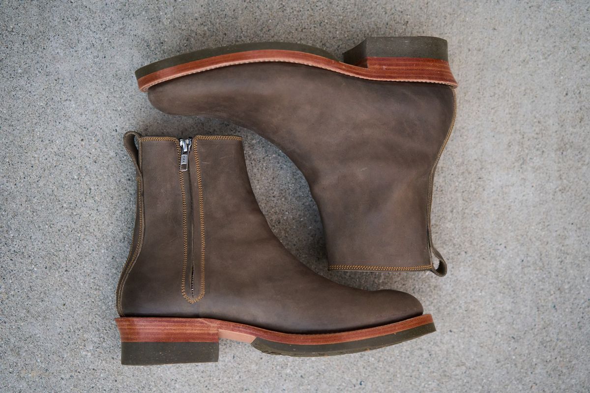 Photo by SighUnzips on October 12, 2024 of the Fortis Boots Antasena in Maryam Salvia Horsebutt.