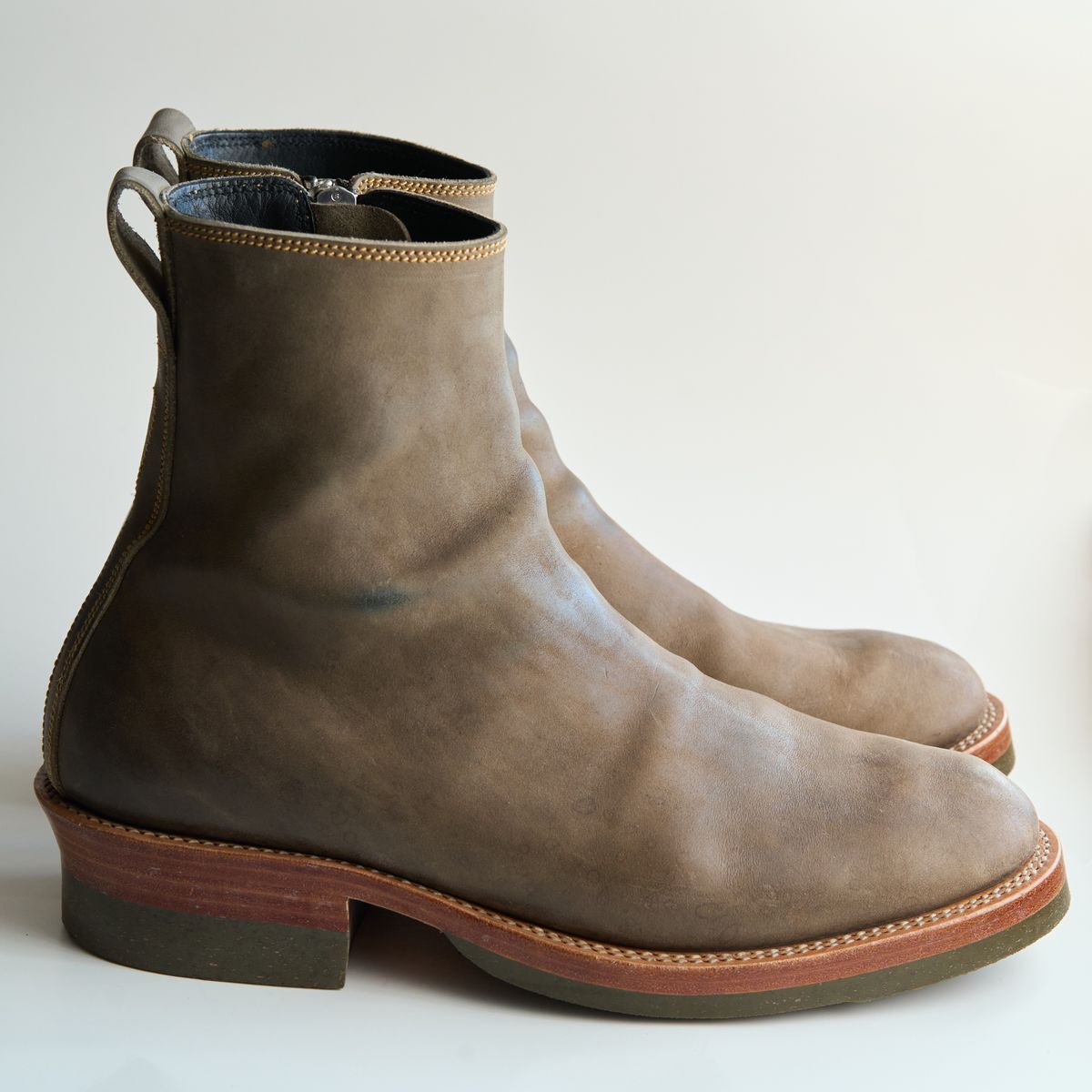 Photo by SighUnzips on October 22, 2024 of the Fortis Boots Antasena in Maryam Salvia Horsebutt.