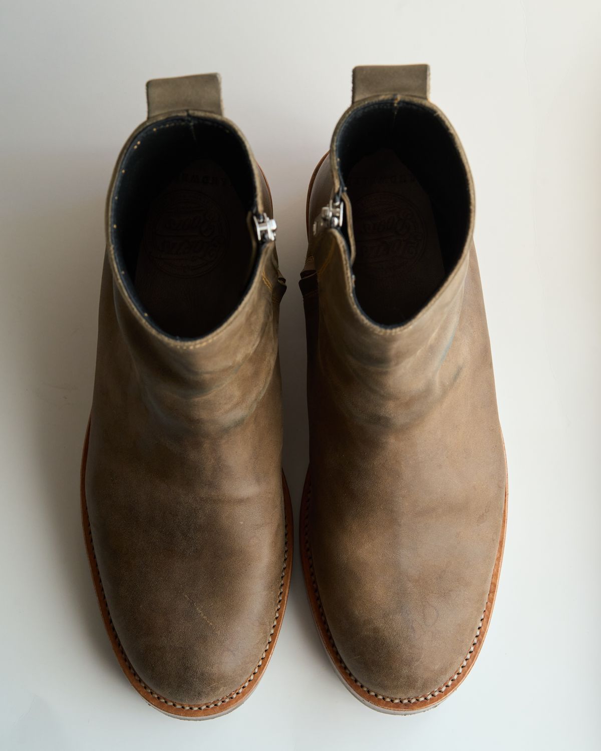 Photo by SighUnzips on October 22, 2024 of the Fortis Boots Antasena in Maryam Salvia Horsebutt.