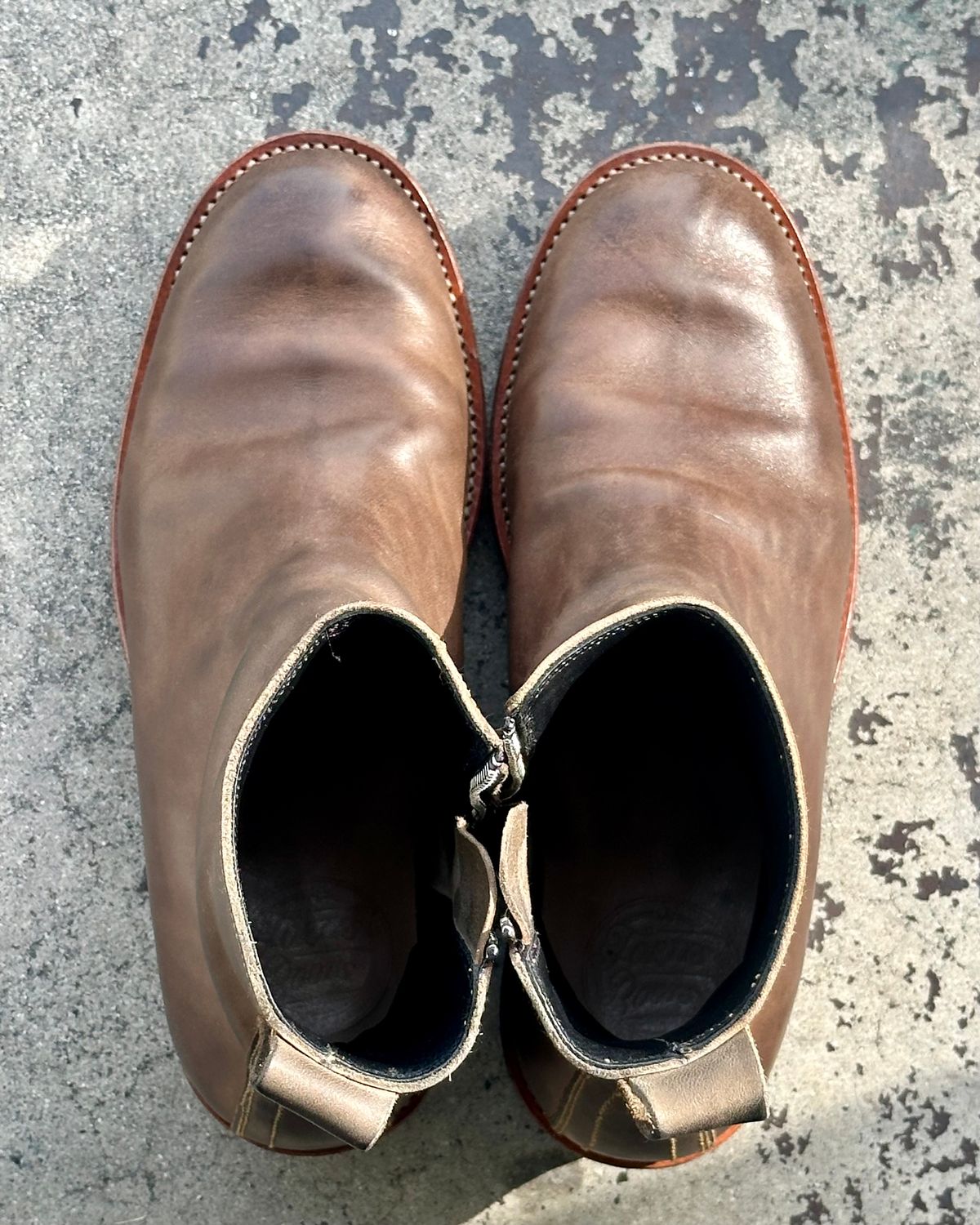 Photo by SighUnzips on December 30, 2024 of the Fortis Boots Antasena in Maryam Salvia Horsebutt.