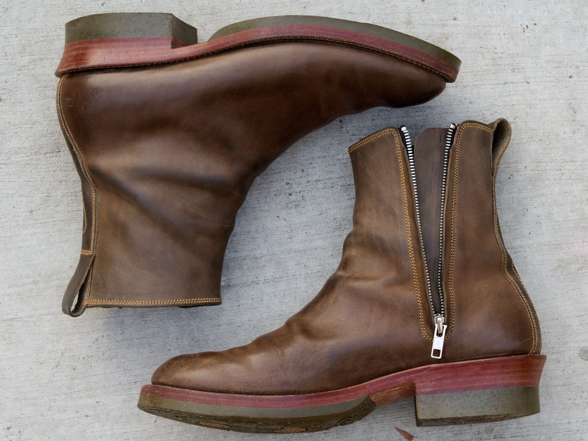 Photo by SighUnzips on January 11, 2025 of the Fortis Boots Antasena in Maryam Salvia Horsebutt.