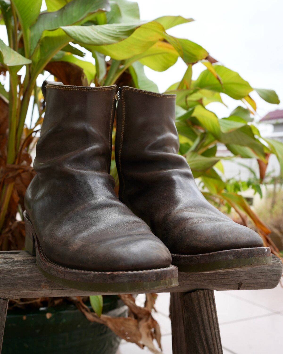 Photo by SighUnzips on August 1, 2025 of the Fortis Boots Antasena in Maryam Salvia Horsebutt.