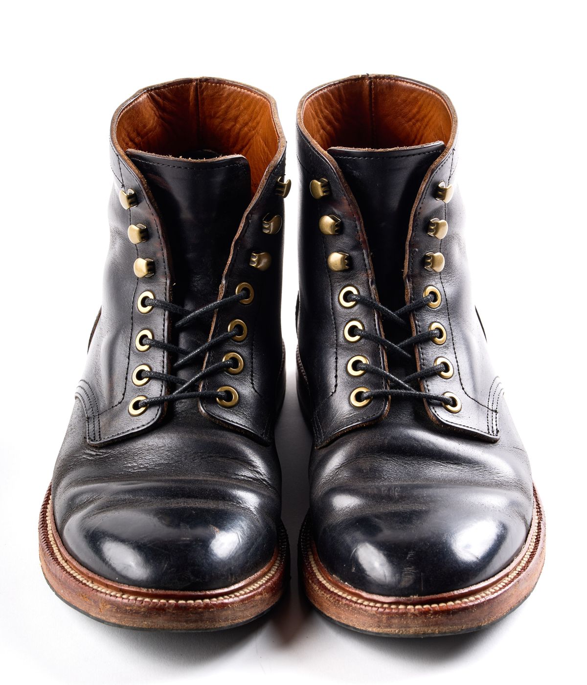 Photo by SighUnzips on September 11, 2025 of the Grant Stone Diesel Boot in Horween Black Chromexcel.