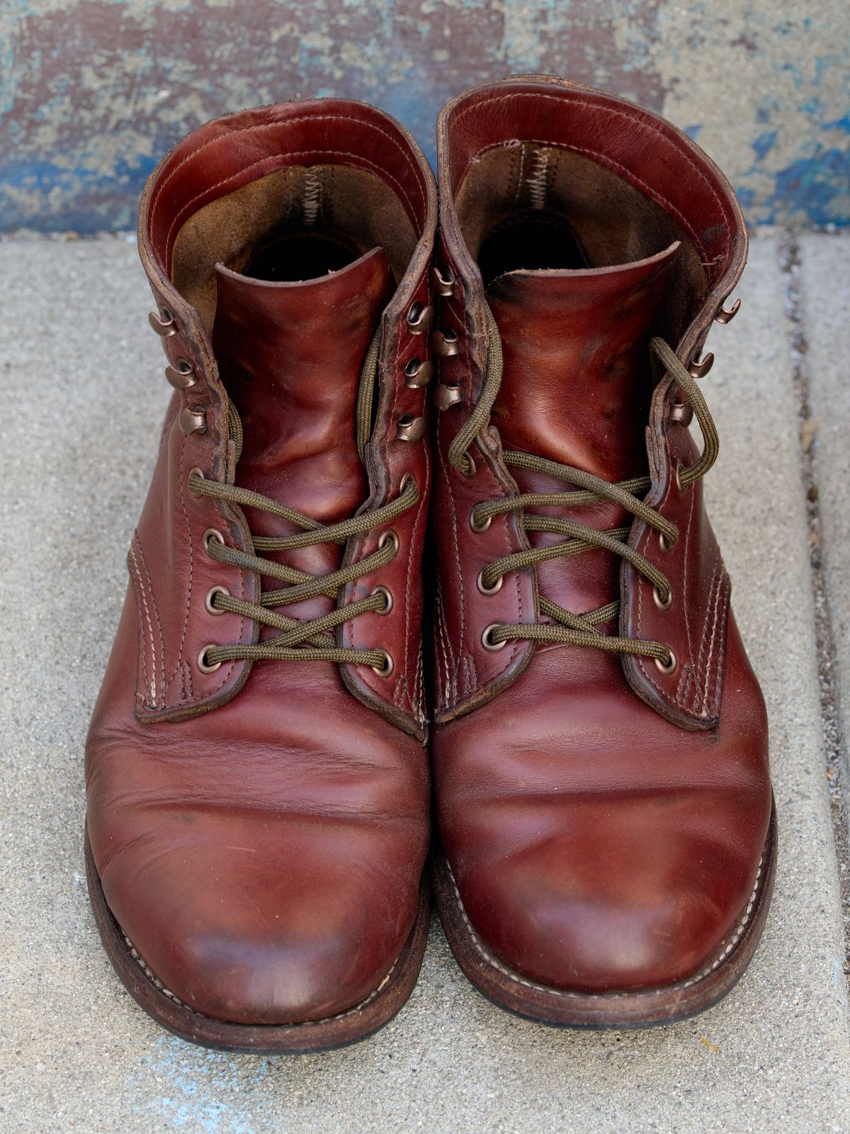 Photo by SighUnzips on January 11, 2025 of the Wolverine 1000 Mile Plain-Toe Boot in Horween Rust Chromexcel.