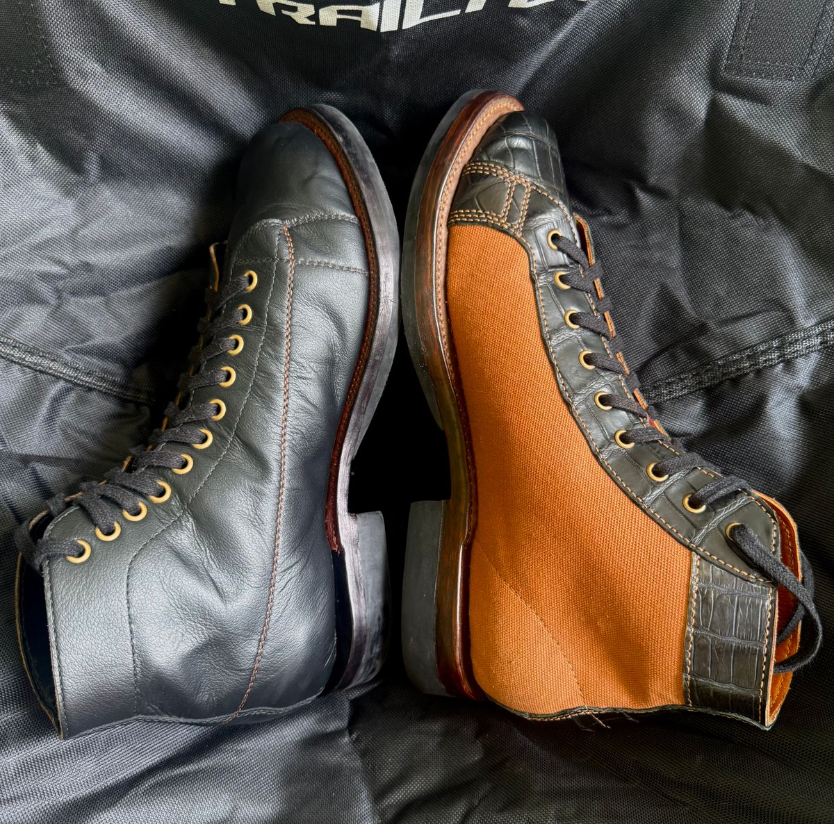 Photo by maxdam91 on June 21, 2026 of the Self-Made Monkey Boot LTT in Kangaroo Leather Black & Corcodile Hand Dye & Heavy Canvas 16oz.
