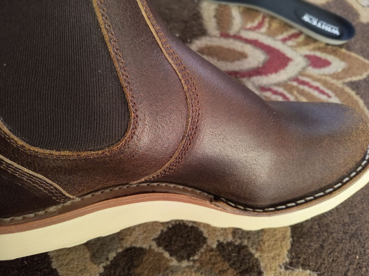 Photo by ArchieGoodyear on January 7, 2026 of the White's White's / C350 Chelsea in Horween Brown Waxed Flesh.