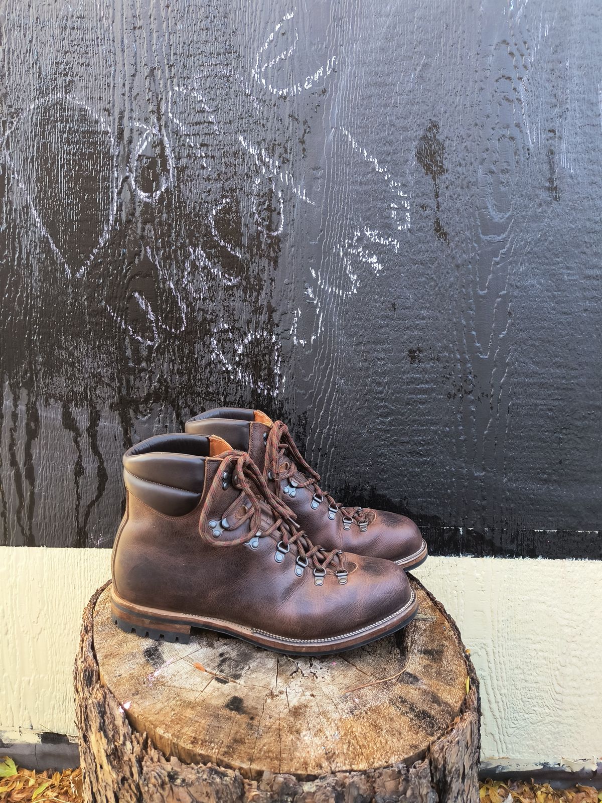 Photo by ArchieGoodyear on October 28, 2025 of the Viberg Pachena Bay in Horween Rowdy Dachshund.