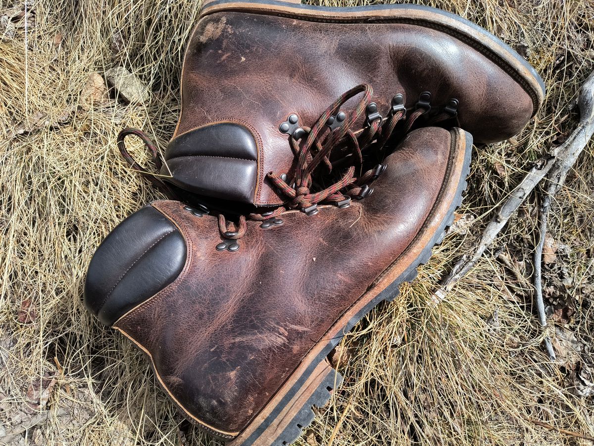 Photo by ArchieGoodyear on March 14, 2026 of the Viberg Pachena Bay in Horween Rowdy Dachshund.