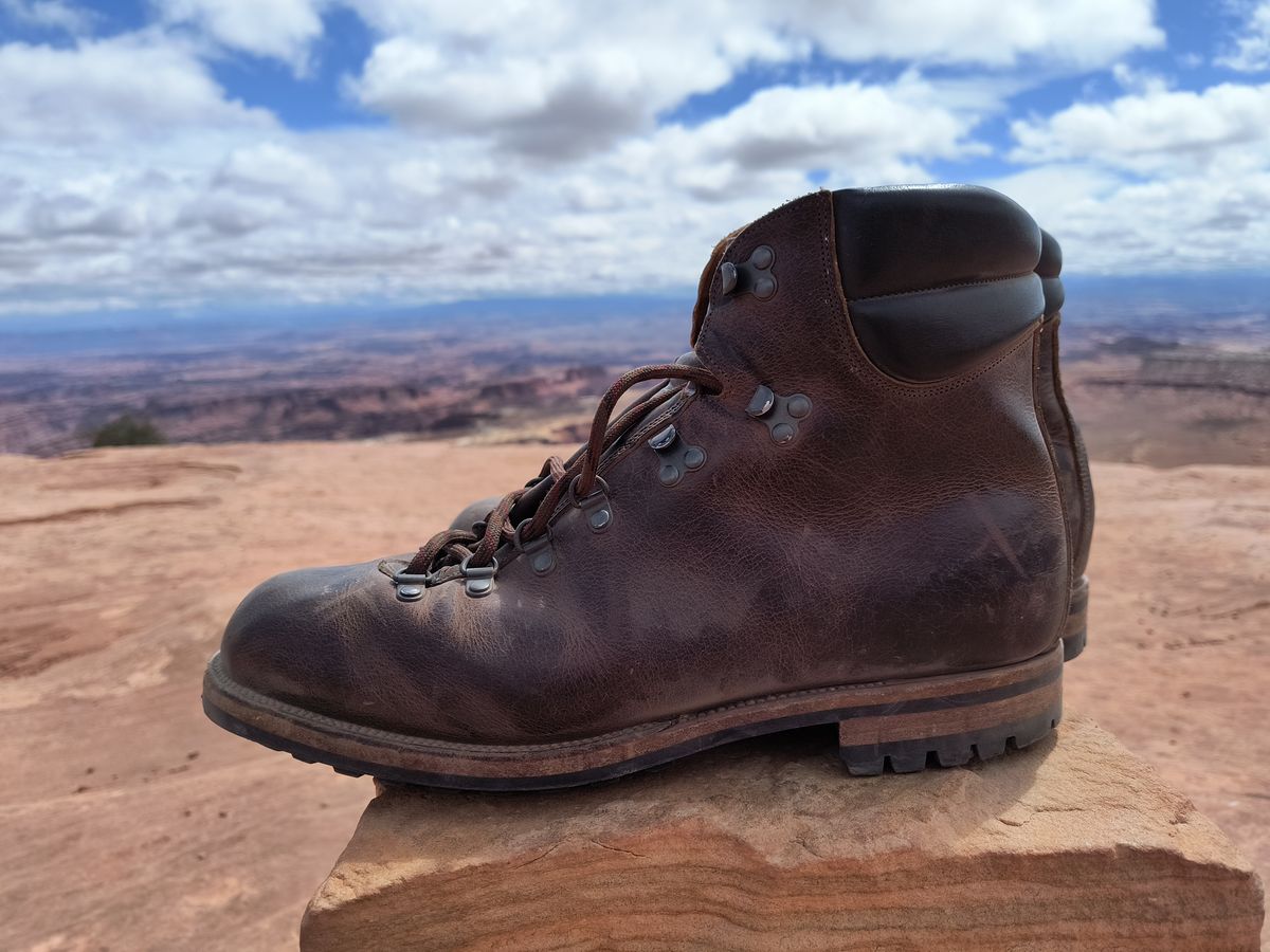 Photo by ArchieGoodyear on April 1, 2026 of the Viberg Pachena Bay in Horween Rowdy Dachshund.