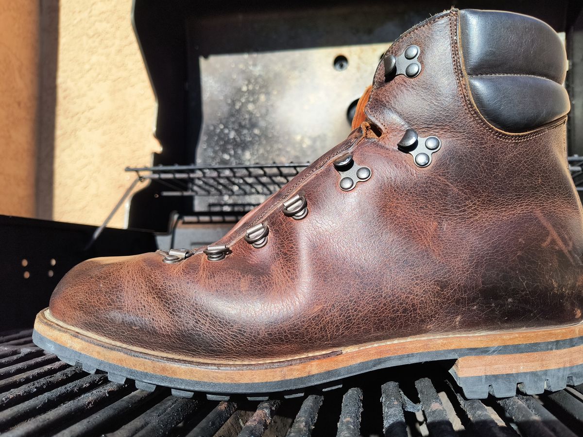 Photo by ArchieGoodyear on April 5, 2026 of the Viberg Pachena Bay in Horween Rowdy Dachshund.