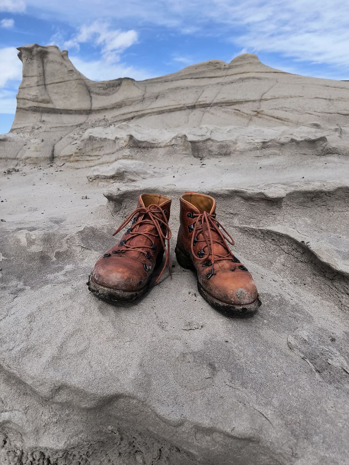 Photo by ArchieGoodyear on October 12, 2025 of the Viberg Hiker in Horween Natural Dublin.