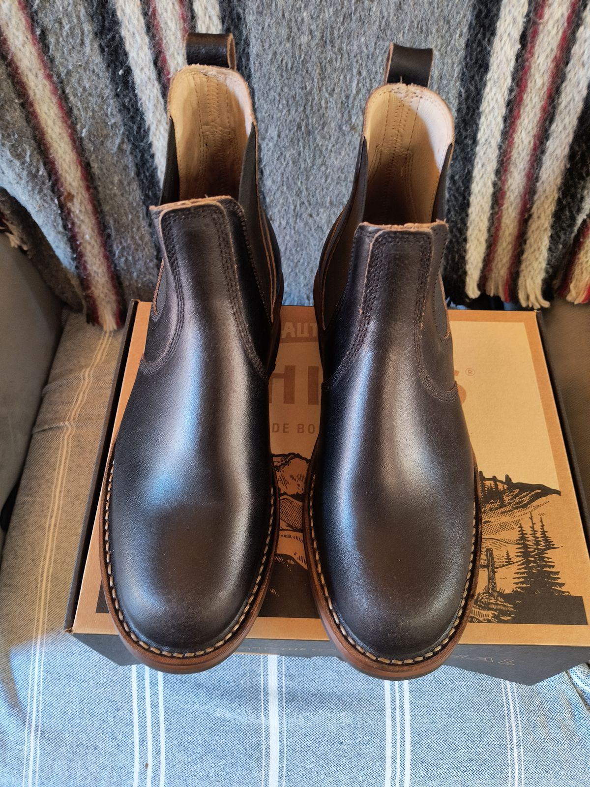 Photo by ArchieGoodyear on March 21, 2026 of the White's White's/C-350 Chelsea in Horween Black Waxed Flesh.