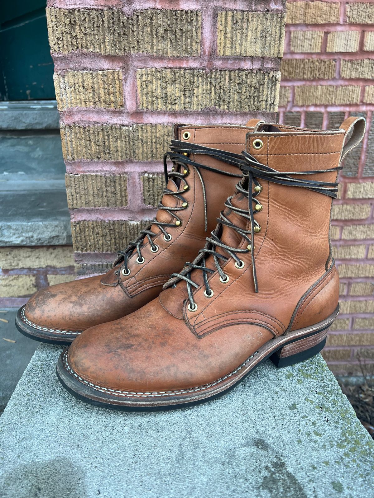 Photo by mrpizzaface on January 1, 2026 of the Nicks Ranger in Horween Light Natural Dublin.
