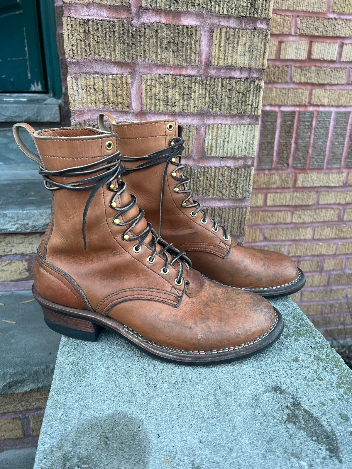 Photo by mrpizzaface on January 1, 2026 of the Nicks Ranger in Horween Light Natural Dublin.