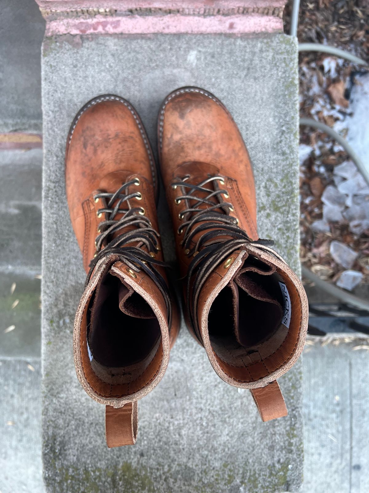 Photo by mrpizzaface on January 1, 2026 of the Nicks Ranger in Horween Light Natural Dublin.