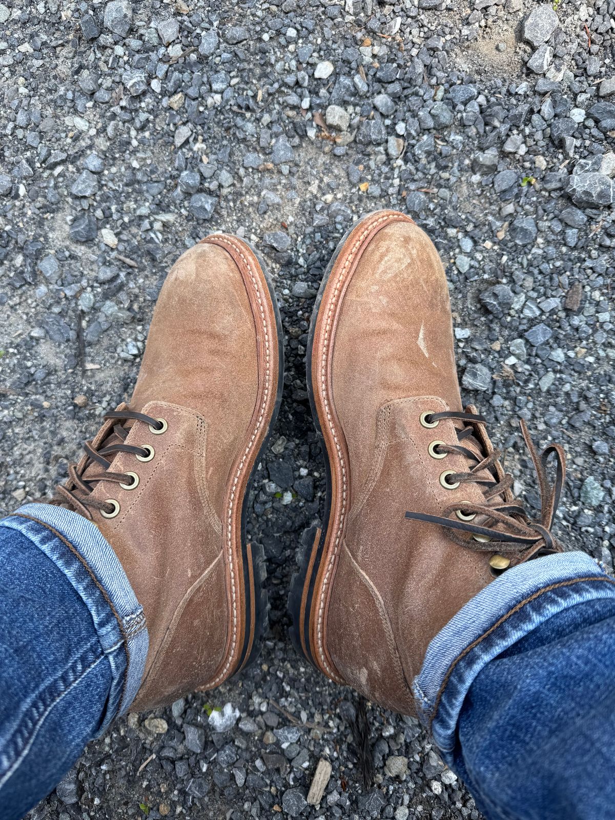 Photo by Alonso82 on June 8, 2025 of the Grant Stone Diesel Boot in C.F. Stead Natural Waxy Commander Suede.