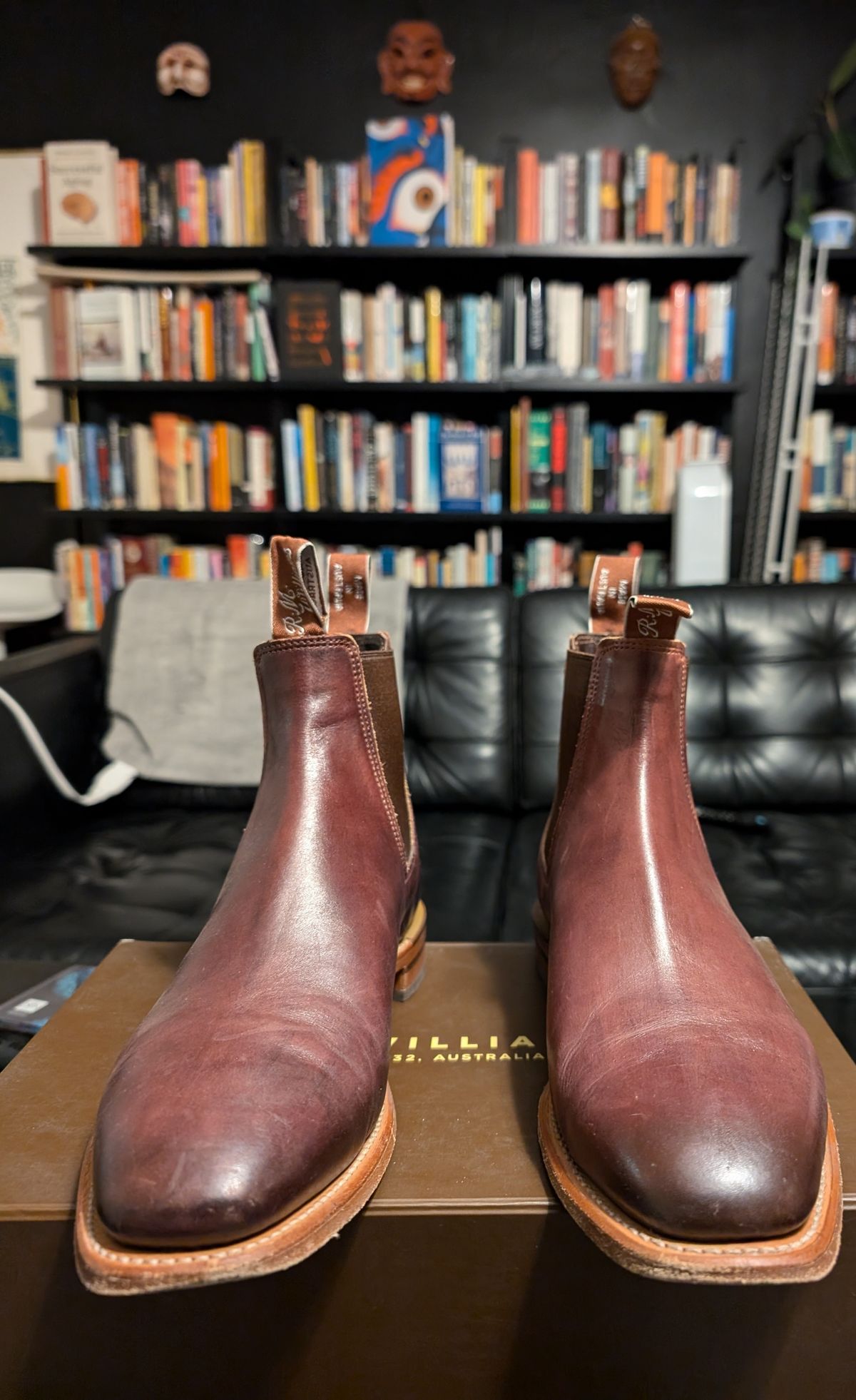 Photo by Octopodia on November 4, 2024 of the R.M. Williams Chinchilla in Burnished Crust Leather.