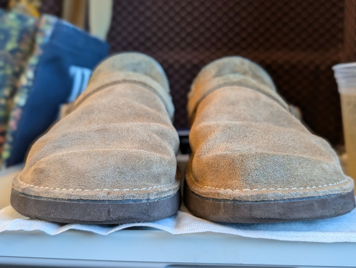 Photo by Octopodia on November 6, 2025 of the Aurora Shoe Co. Middle English in Horween Natural Chromexcel Roughout.