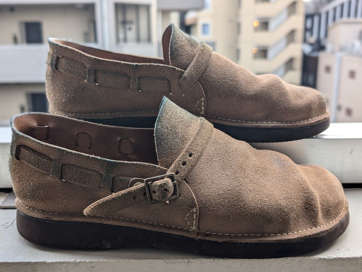 Photo by Octopodia on November 5, 2025 of the Aurora Shoe Co. Middle English in Horween Natural Chromexcel Roughout.