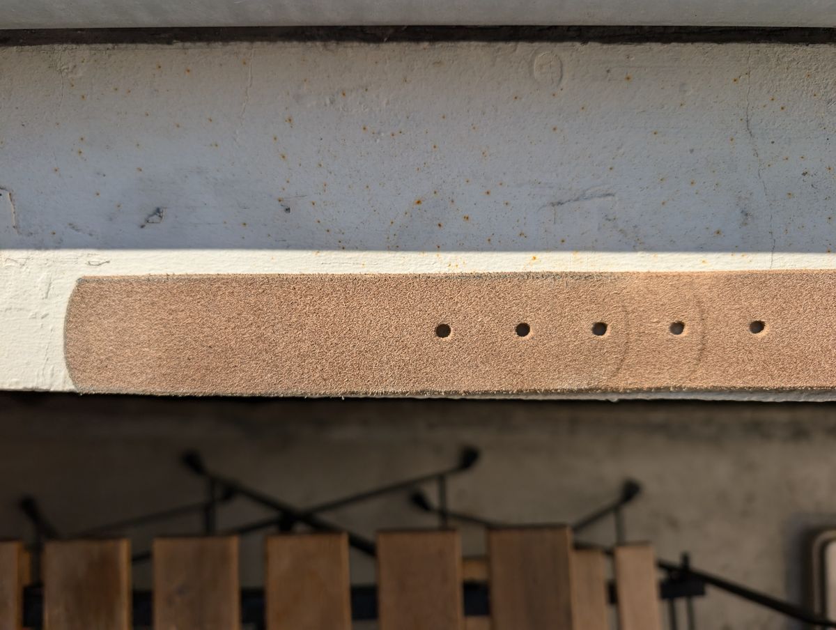 Photo by Octopodia on November 3, 2025 of the Treetop Goods Belt in Horween Natural Chromexcel Roughout.