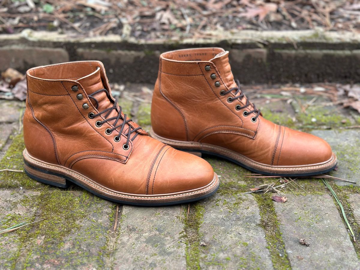 Photo by RUNNOFT on February 16, 2024 of the Parkhurst The Richmond in Horween Natural Dublin.