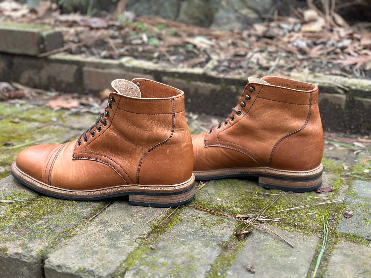 Photo by RUNNOFT on February 16, 2024 of the Parkhurst The Richmond in Horween Natural Dublin.