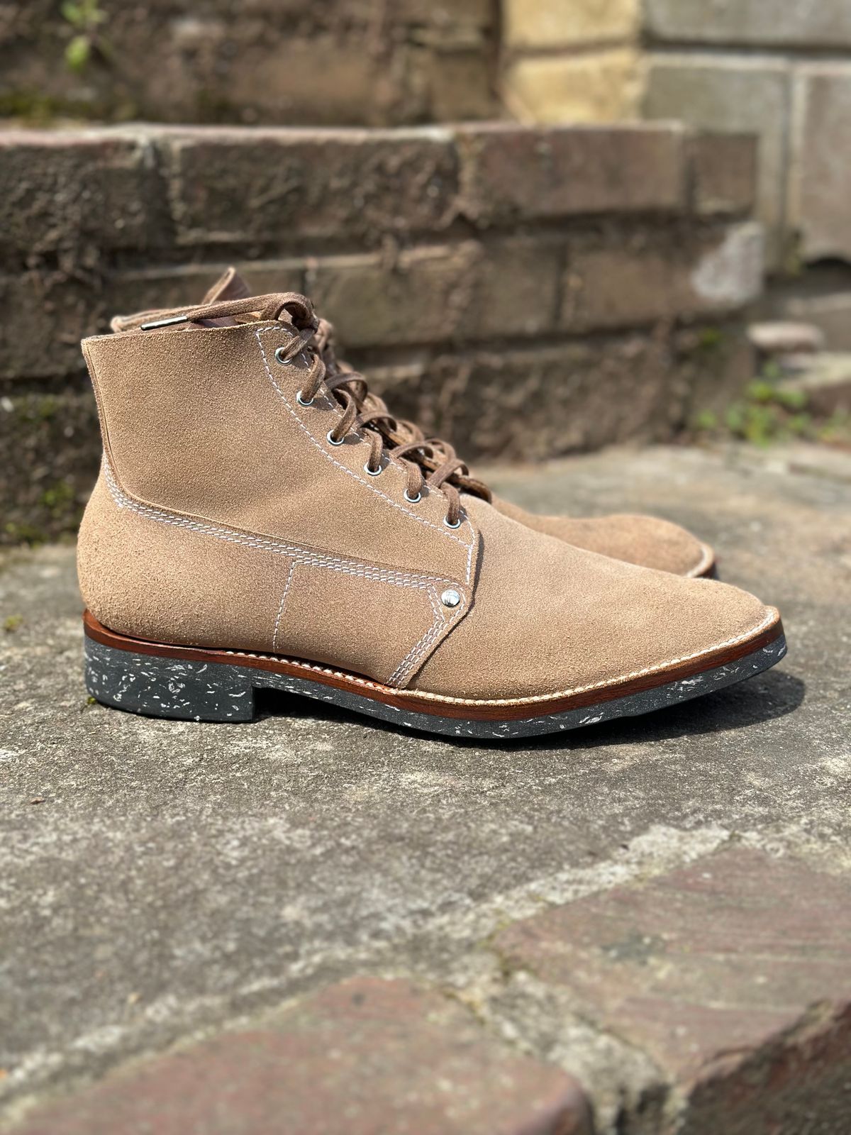 Photo by RUNNOFT on March 21, 2026 of the Oldspeed MFG Henry Johnson in Horween Natural Chromexcel Roughout.