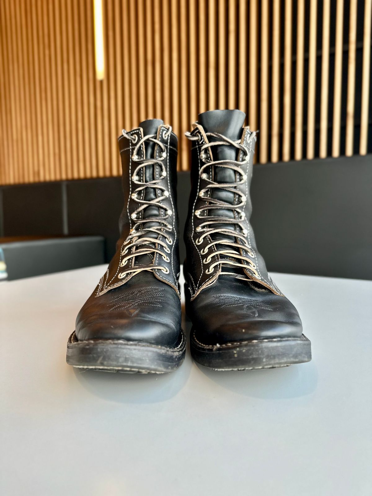 Photo by RUNNOFT on November 2, 2025 of the White's Farmer/Rancher in Horween Black Chromexcel Horsehide.