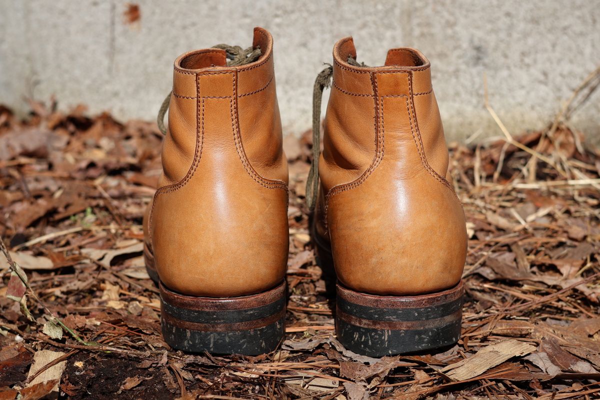 Photo by RUNNOFT on February 2, 2025 of the Oldspeed Service Boot 6” in Horween Tan Latigo.