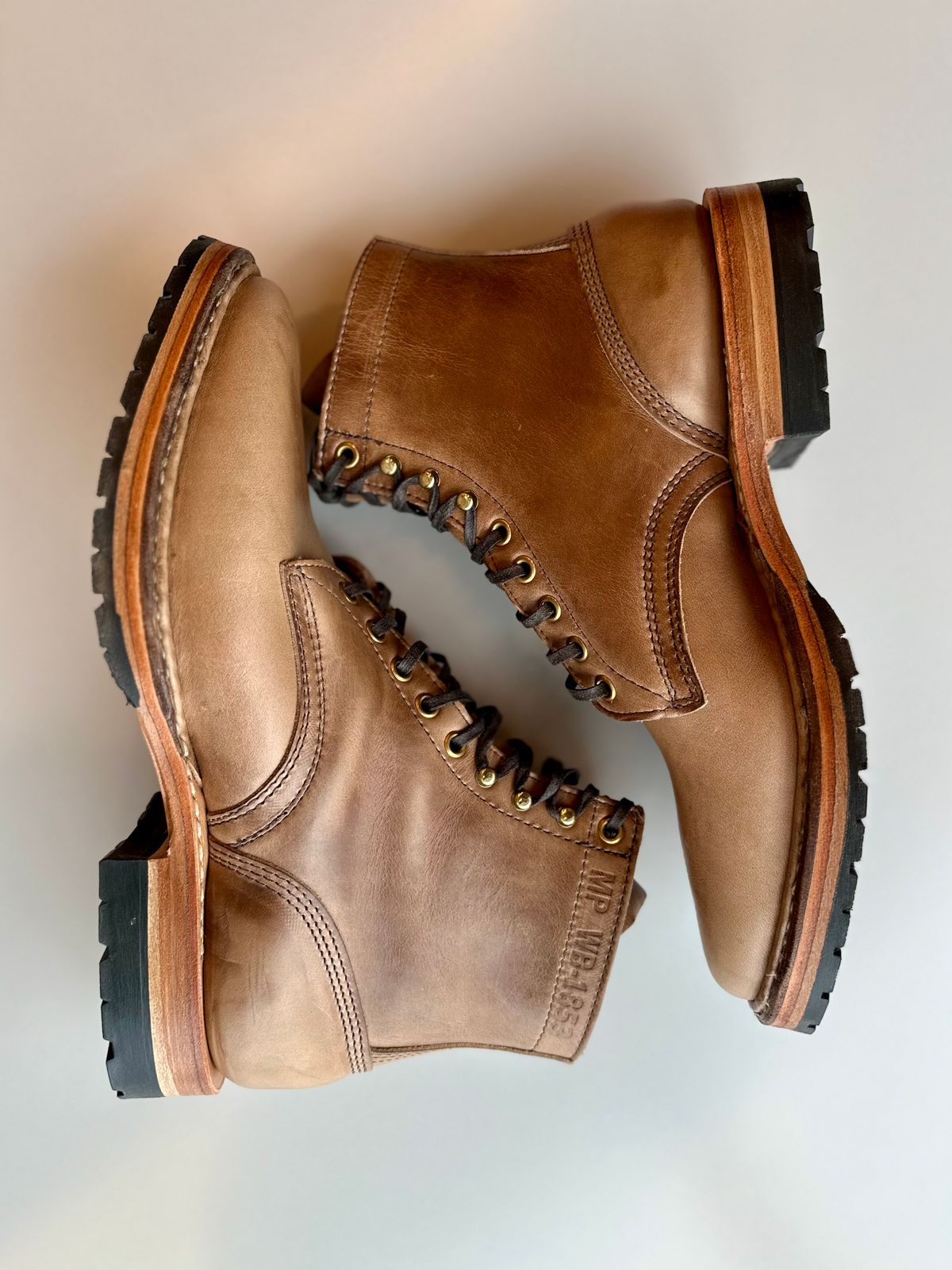 Photo by RUNNOFT on November 30, 2025 of the White's MP-Sherman Plain Toe in Horween Natural Chromexcel.