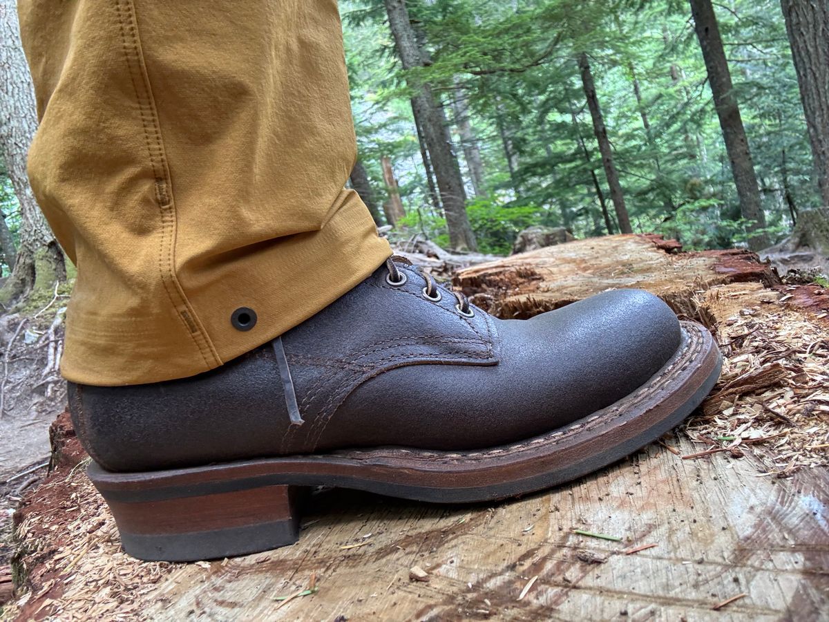 Photo by Efanium on July 4, 2026 of the White's Semi-Dress in Horween Dark Brown Waxed Flesh.