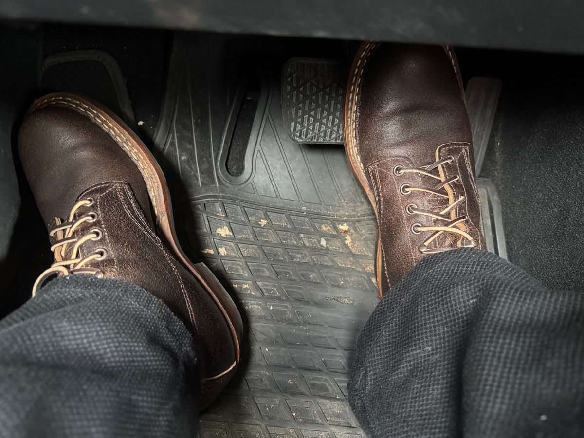 Photo by Efanium on June 30, 2026 of the White's Semi-Dress in Horween Dark Brown Waxed Flesh.