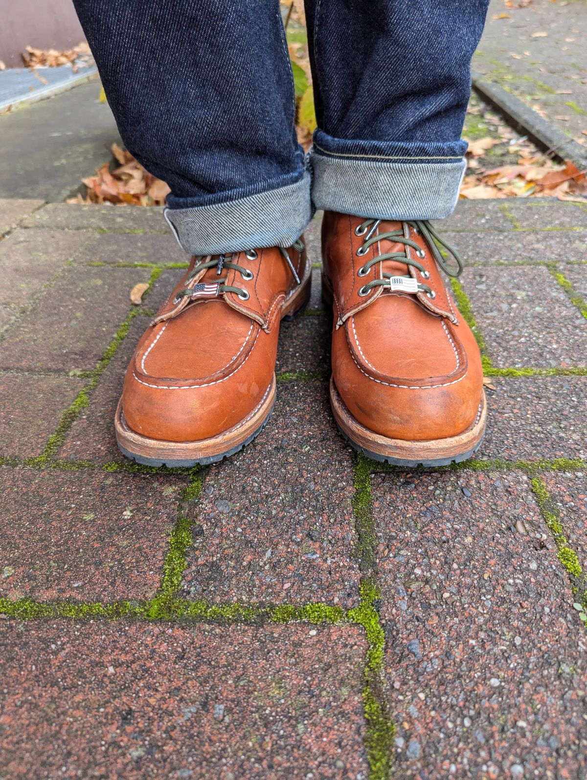 Photo by free_the_fades on October 19, 2024 of the Red Wing 6-Inch Classic Moc in S.B. Foot Oro Legacy.