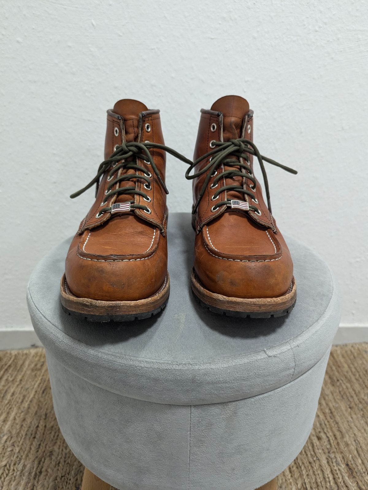 Photo by free_the_fades on November 1, 2024 of the Red Wing 6-Inch Classic Moc in S.B. Foot Oro Legacy.