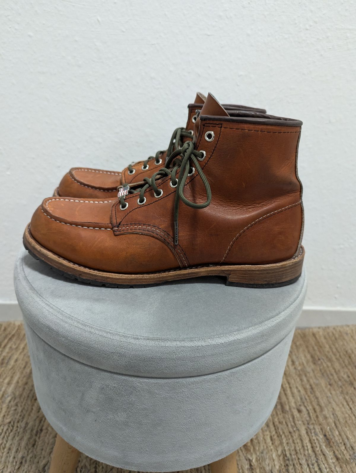 Photo by free_the_fades on November 1, 2024 of the Red Wing 6-Inch Classic Moc in S.B. Foot Oro Legacy.