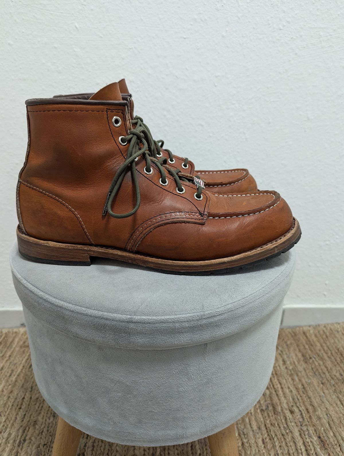 Photo by free_the_fades on November 1, 2024 of the Red Wing 6-Inch Classic Moc in S.B. Foot Oro Legacy.