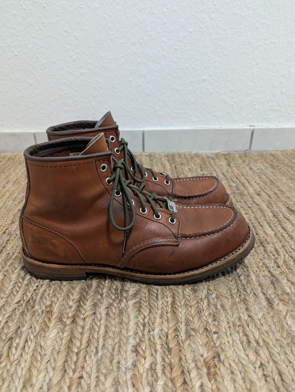 Photo by free_the_fades on December 2, 2024 of the Red Wing 6-Inch Classic Moc in S.B. Foot Oro Legacy.