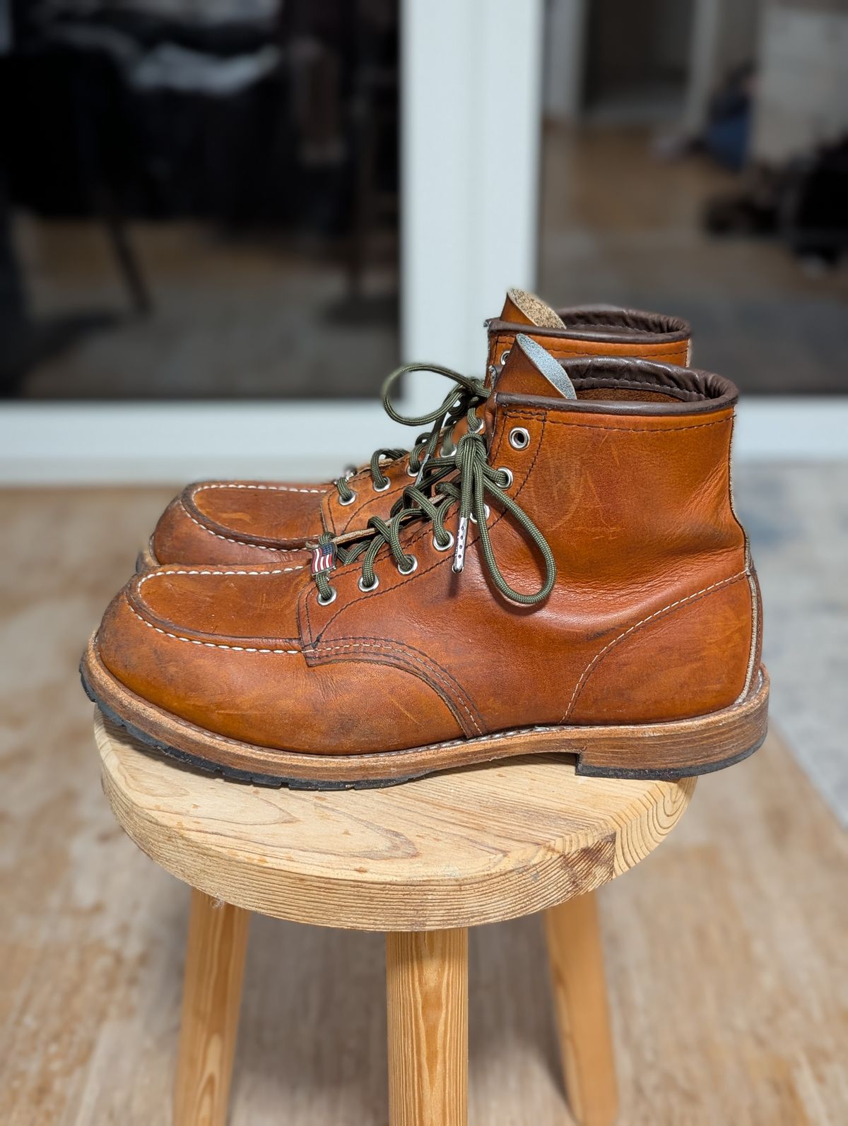 Photo by free_the_fades on January 1, 2025 of the Red Wing 6-Inch Classic Moc in S.B. Foot Oro Legacy.