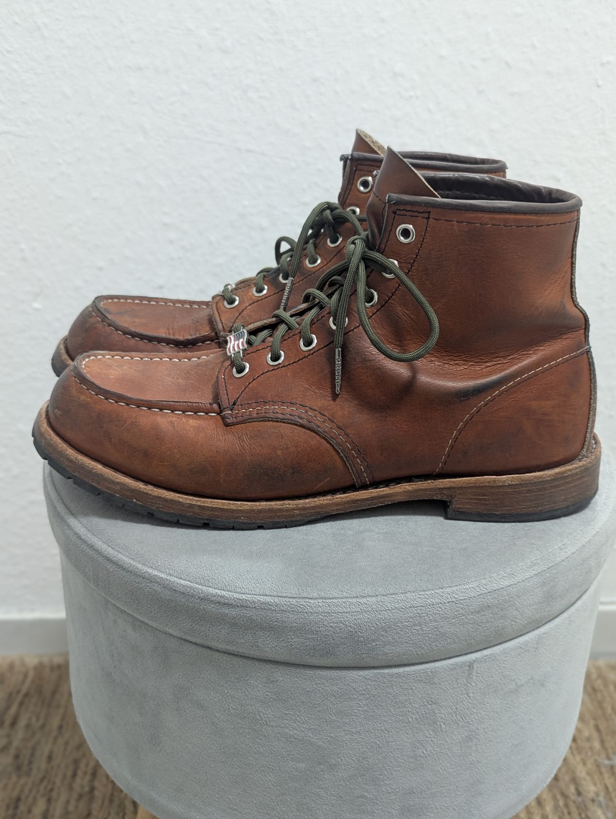 Photo by free_the_fades on February 4, 2025 of the Red Wing 6-Inch Classic Moc in S.B. Foot Oro Legacy.