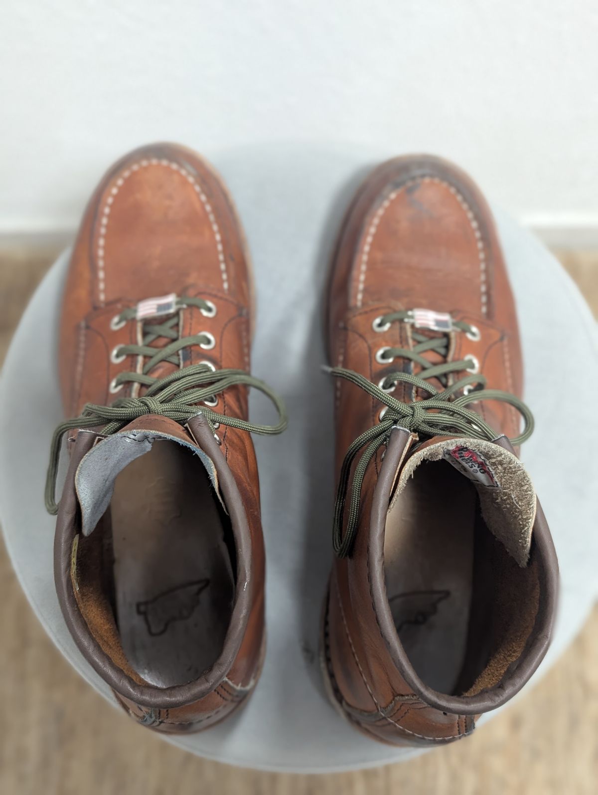 Photo by free_the_fades on February 4, 2025 of the Red Wing 6-Inch Classic Moc in S.B. Foot Oro Legacy.