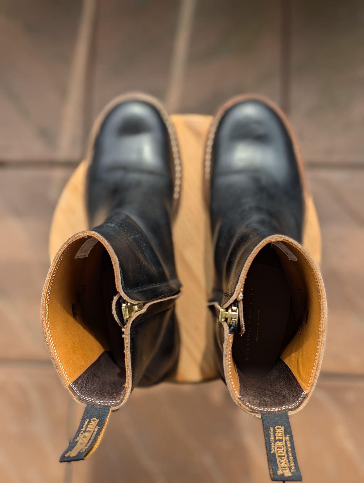 Photo by free_the_fades on July 31, 2024 of the Rolling Dub Trio Casper Boot in Horween Black Chromexcel.