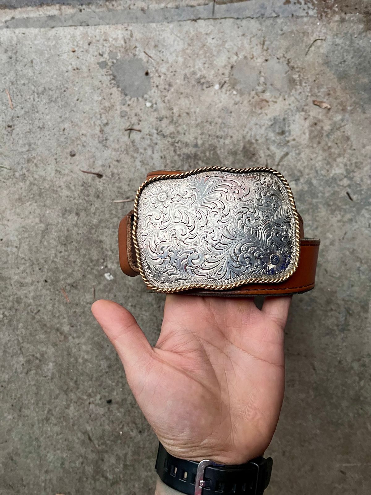 Photo by shredwin.206 on February 1, 2026 of the Nicks Heritage Belt in Wickett & Craig Tan English Bridle.