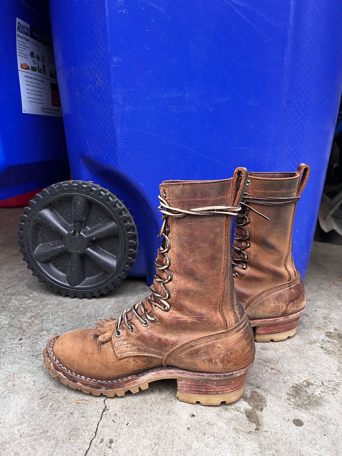 Photo by shredwin.206 on November 1, 2025 of the Nicks Builder Pro/Packer in Seidel WeatherShield Brown.