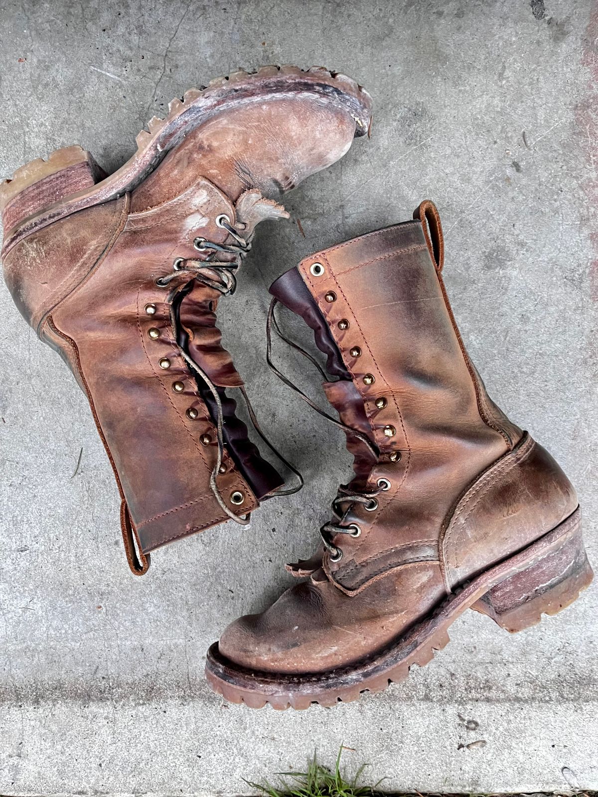 Photo by shredwin.206 on January 3, 2026 of the Nicks Builder Pro/Packer in Seidel WeatherShield Brown.