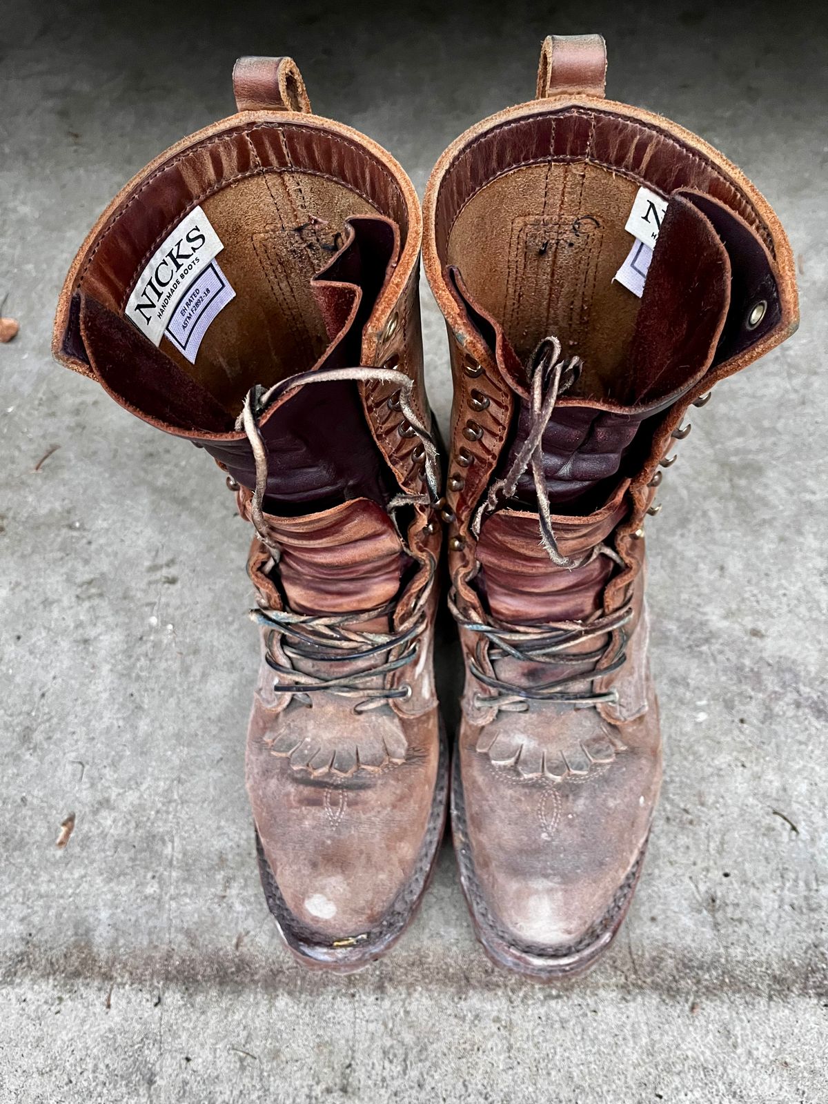 Photo by shredwin.206 on January 3, 2026 of the Nicks Builder Pro/Packer in Seidel WeatherShield Brown.