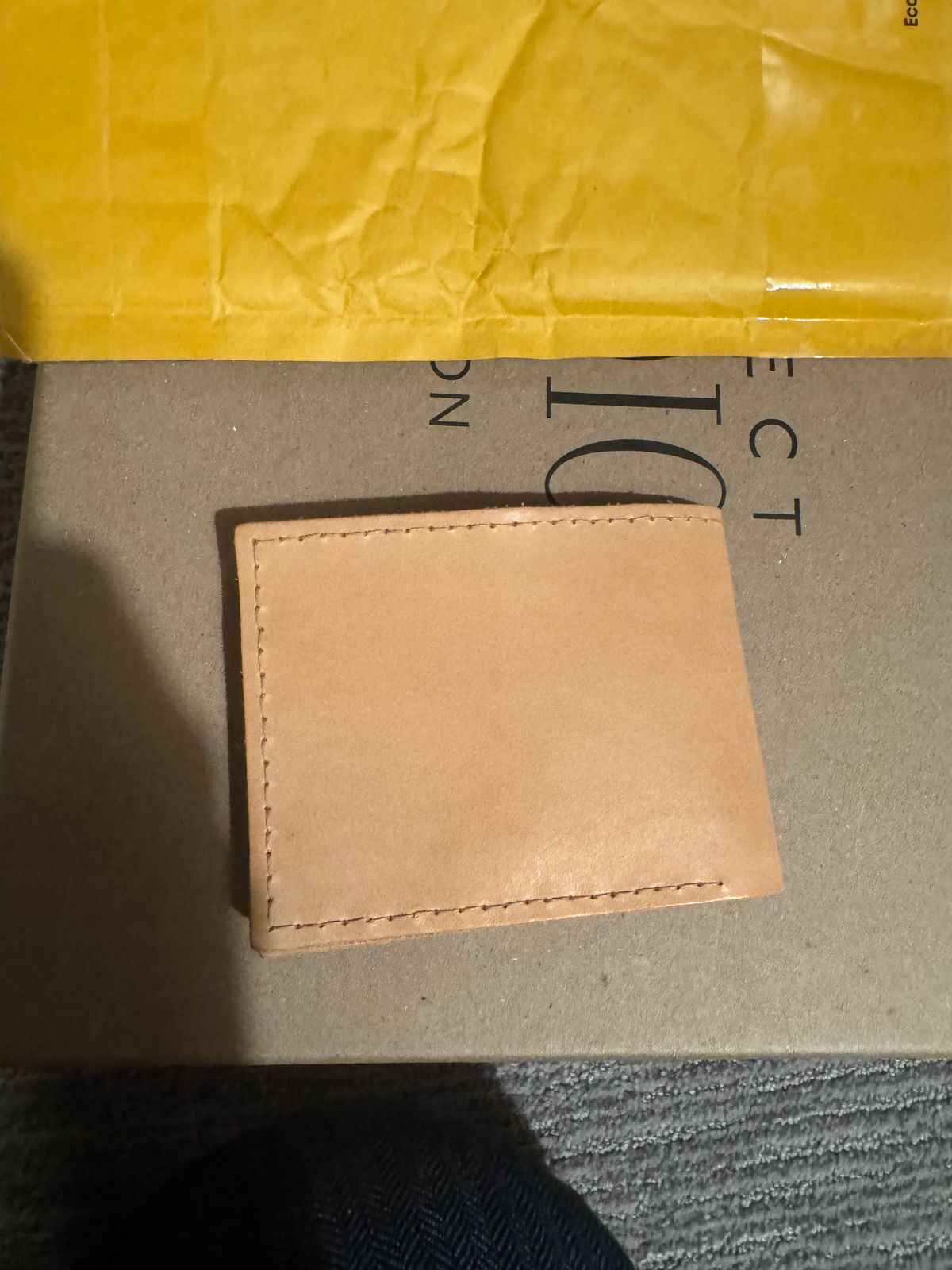 Photo by halfbreed666 on October 1, 2025 of the Self-Made Wallet in Unknown Leather.