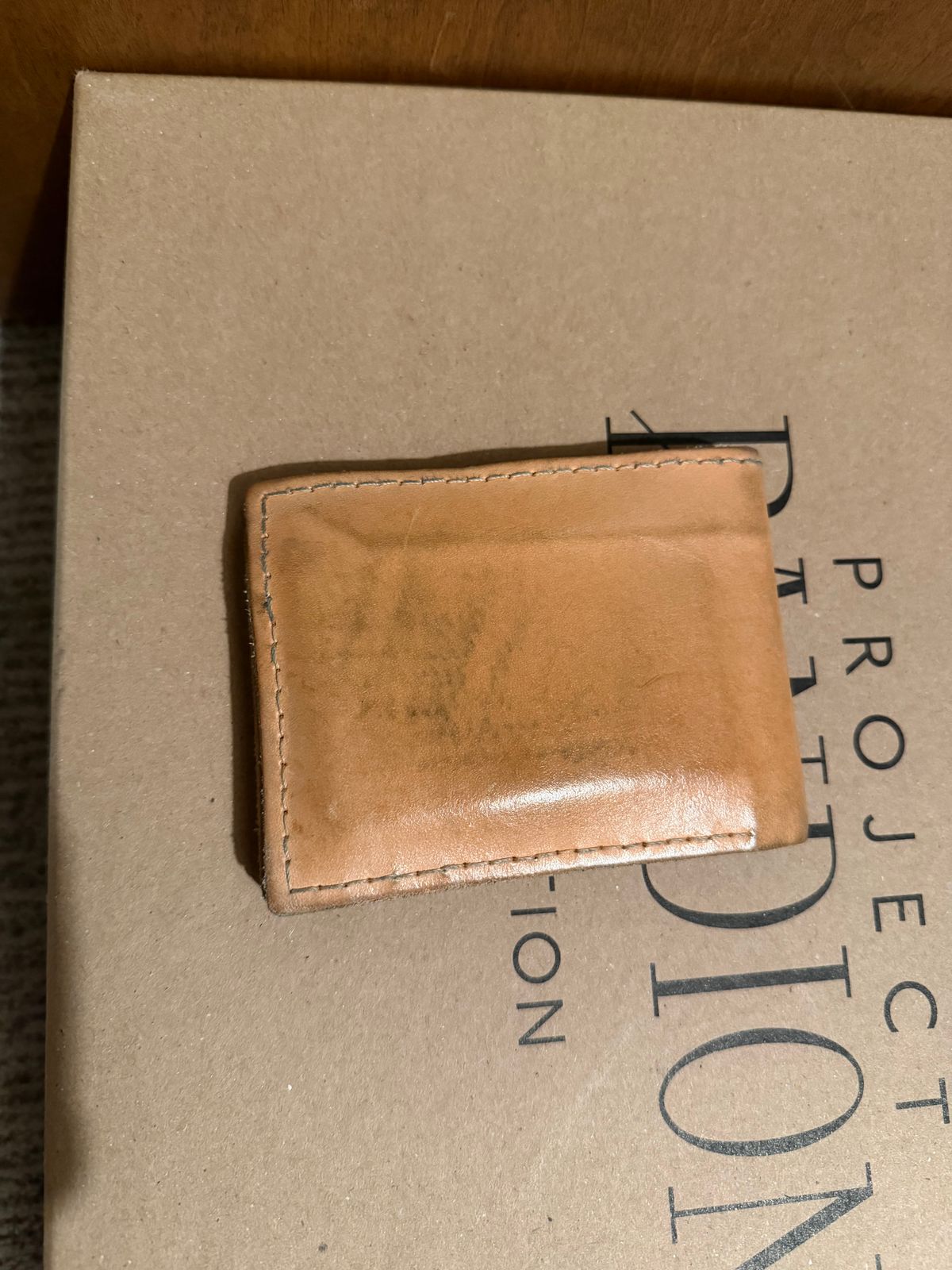 Photo by halfbreed666 on November 2, 2025 of the Self-Made Wallet in Unknown Leather.