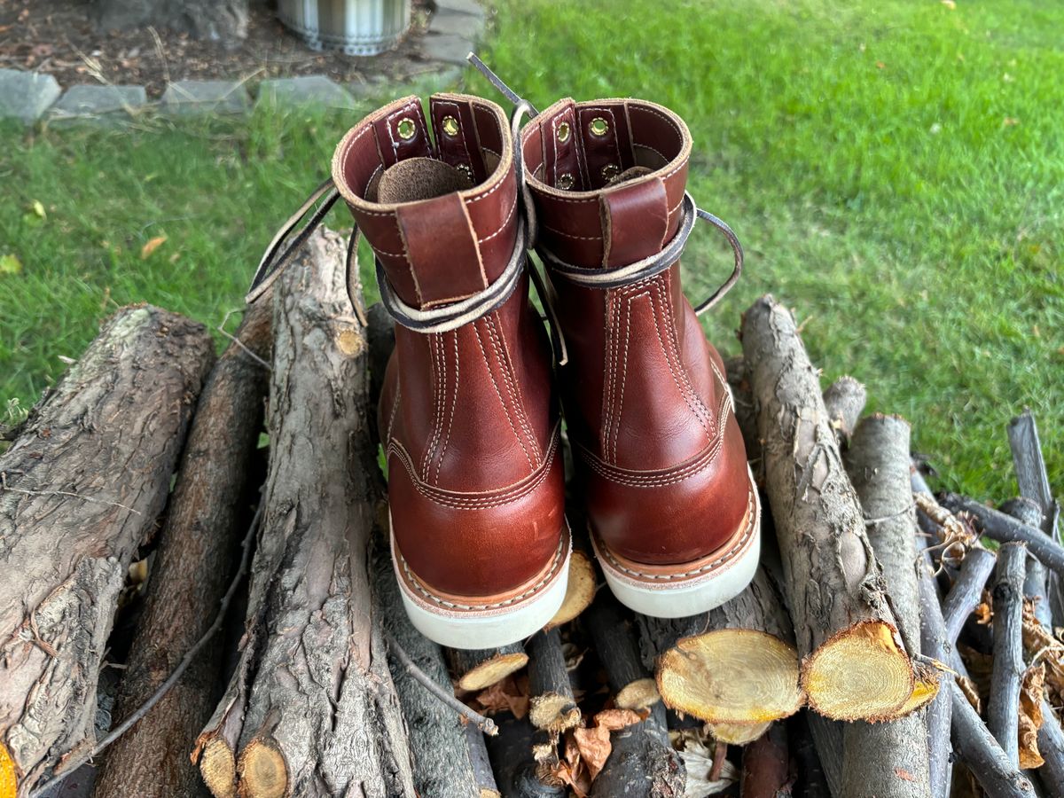 Photo by BootyBootyBooty on October 1, 2024 of the White's Perry 8" Select in Seidel British Tan Double Shot.